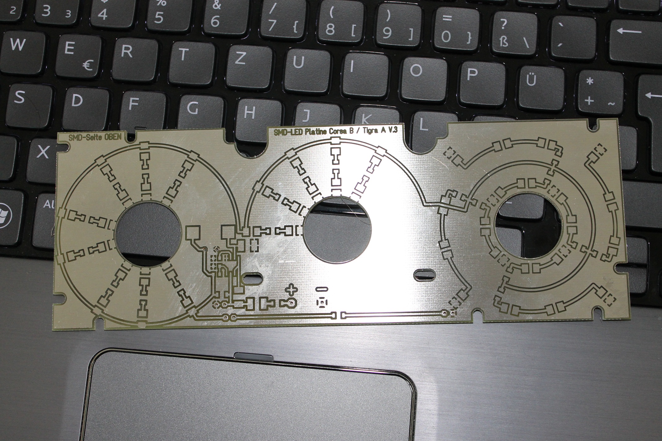 [Bild: images.php?img=i9272b1phue.jpg]